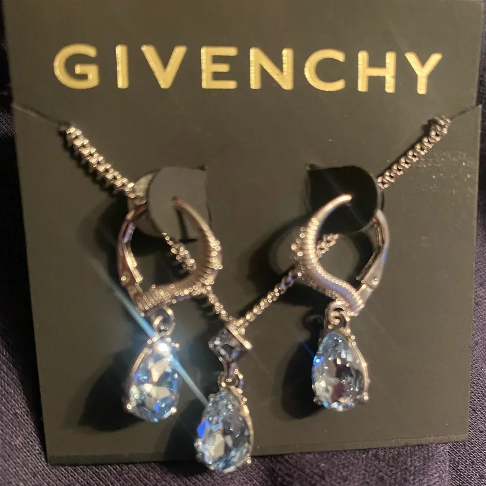 Givenchy Blue Crystal Tear Drop Earring and Necklace Set - Picture 2 of 9